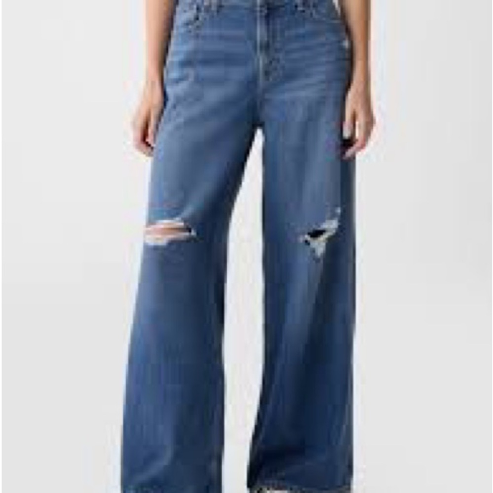 GAP Wide-Leg Distressed Jeans in Blue